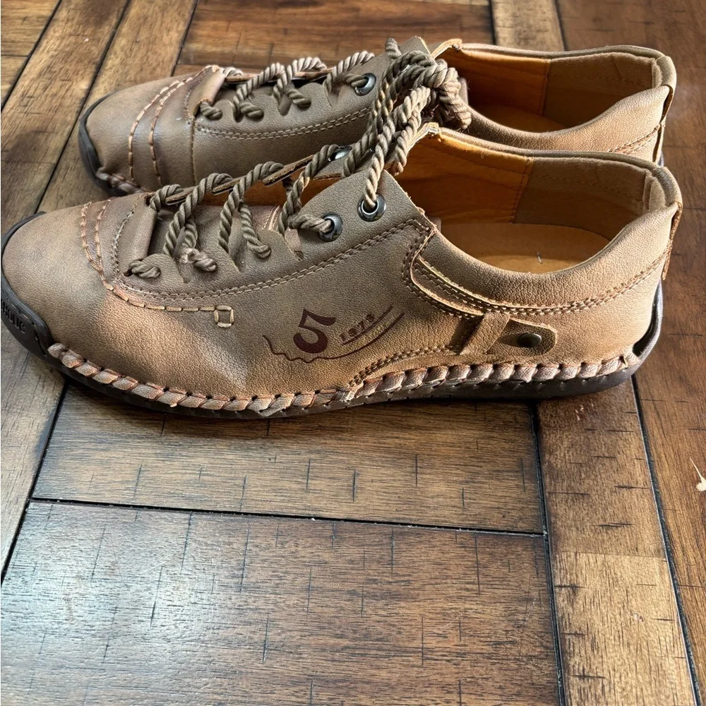 Men's Tan Leather Casual Sneakers